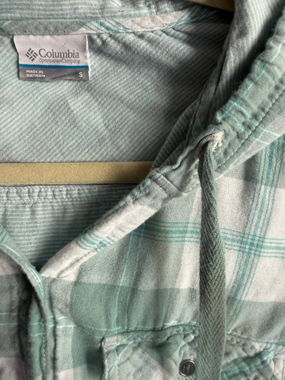 Columbia Women's Size Small Lightweight Plaid Hooded Shirt - 100% Cotton EUC